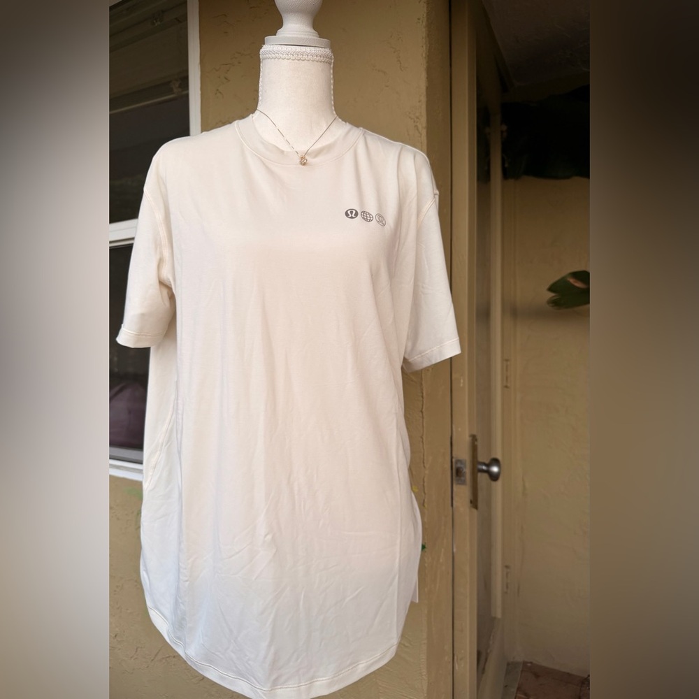 lululemon athletica White Tee with Positive Message - Picture 4 of 9